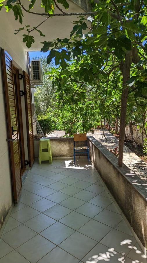 Hasani Apartments Sarandë Eksteriør billede