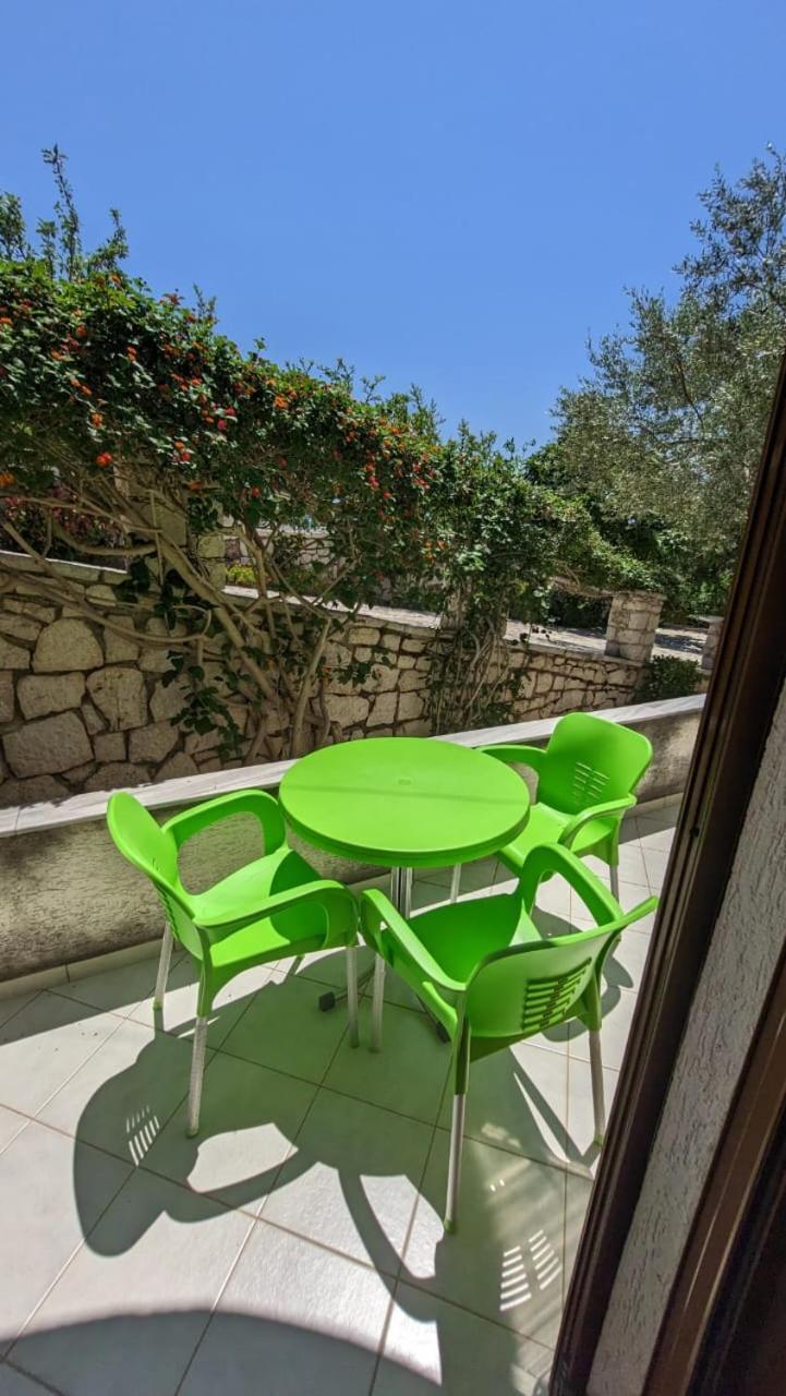 Hasani Apartments Sarandë Eksteriør billede